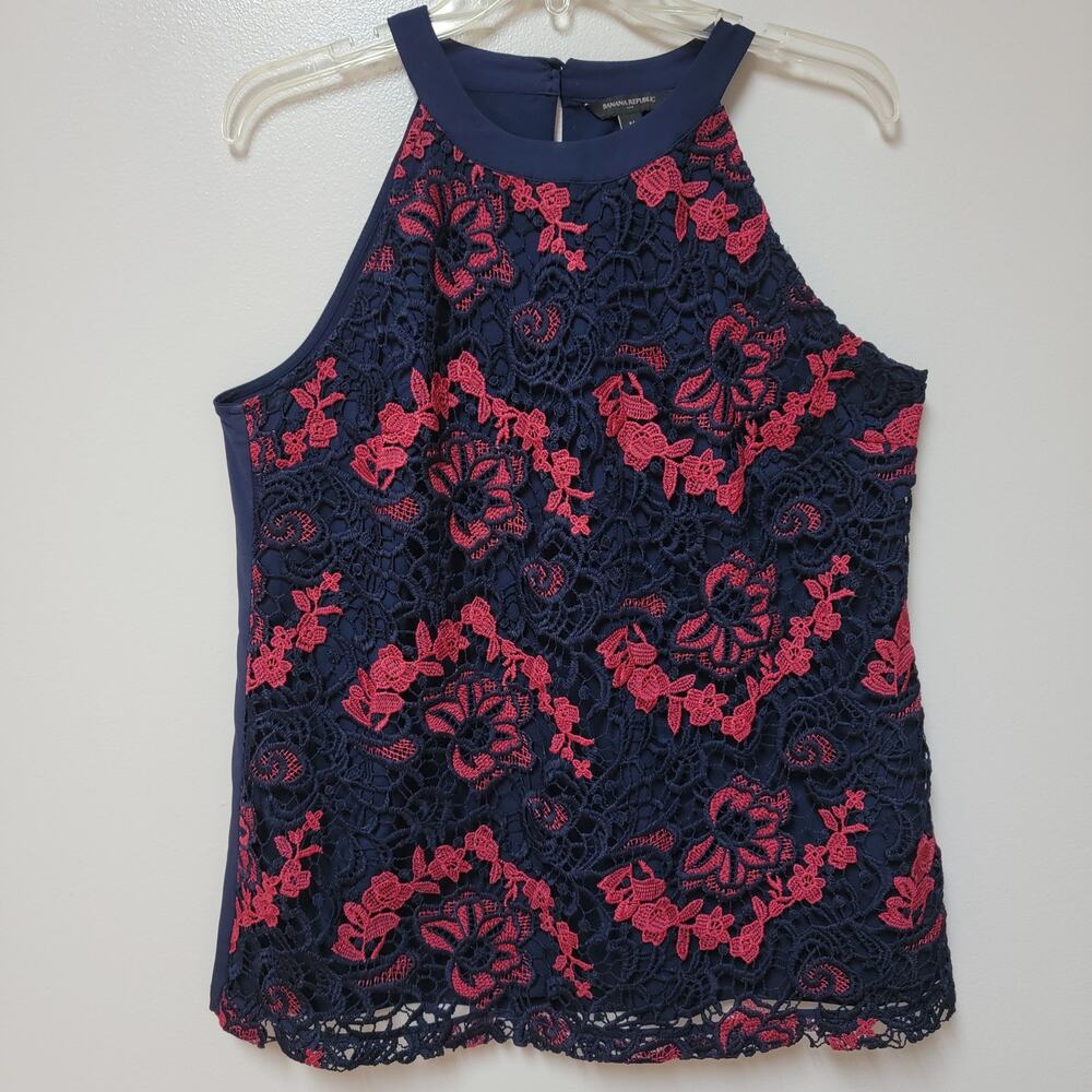 Banana Republic Crochet lined Tank top size Medium